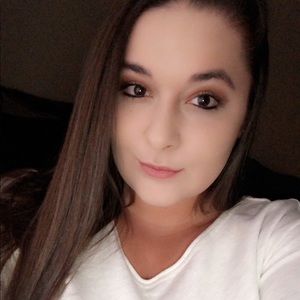 Meet your Posher, Brianna